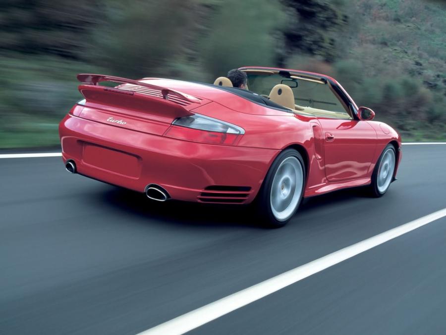  Porsche 911 Turbo Cabriolet 2004 года  (фото 7 из 15)